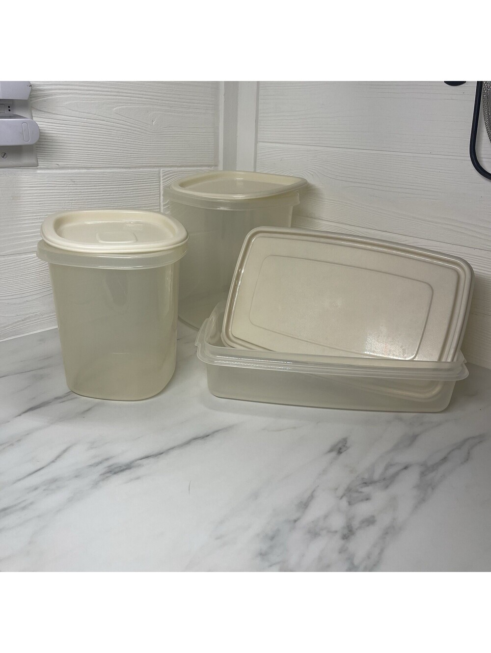Vintage Rubbermaid Servin Saver Lot Of 3
